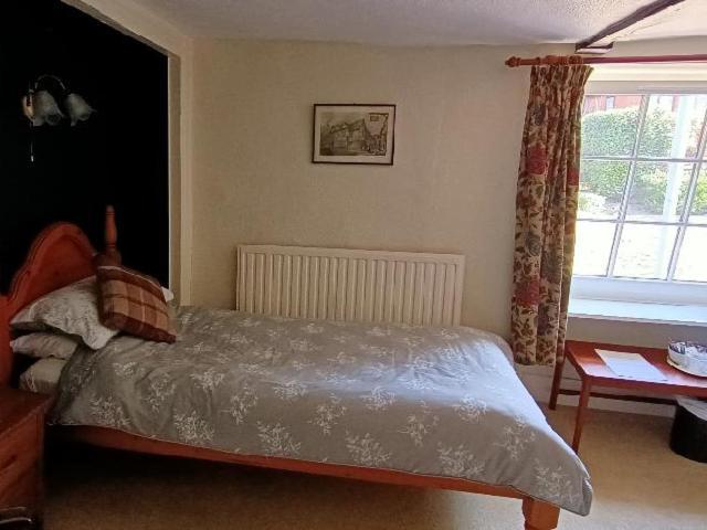 The Harp Inn Glasbury Екстериор снимка
