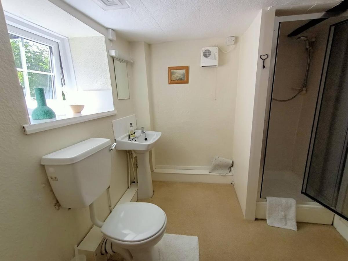 The Harp Inn Glasbury Екстериор снимка