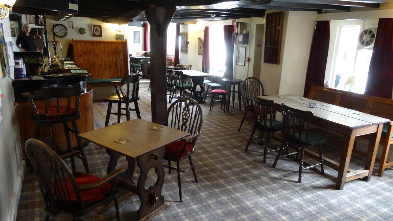 The Harp Inn Glasbury Екстериор снимка
